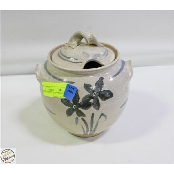 CERAMIC POTTERY SOUP TOUREEN