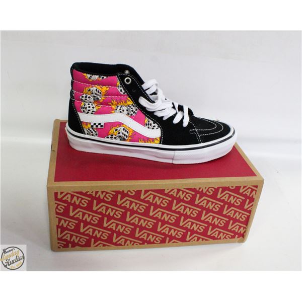 NEW VAN'S FLAMING DICE CANVAS/SUEDE