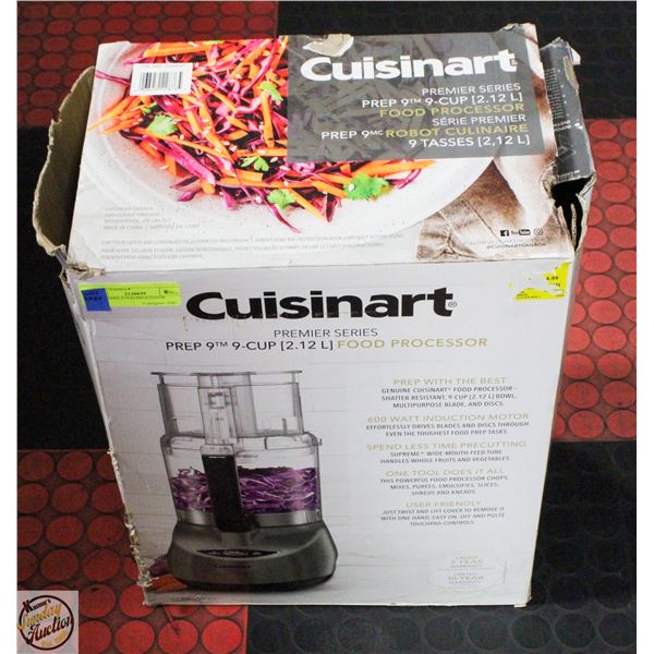 CUISINART FOOD PROCESSOR