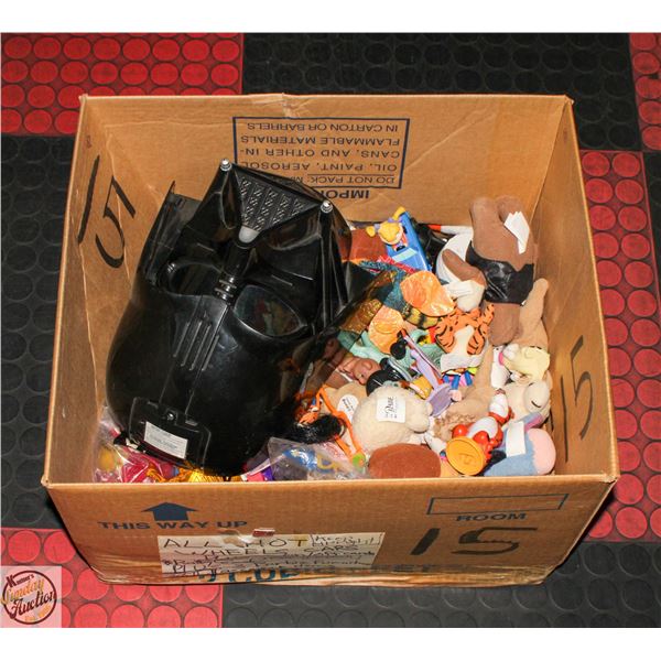 LARGE LOT VINTAGE TOY FIGURES AND TOYS