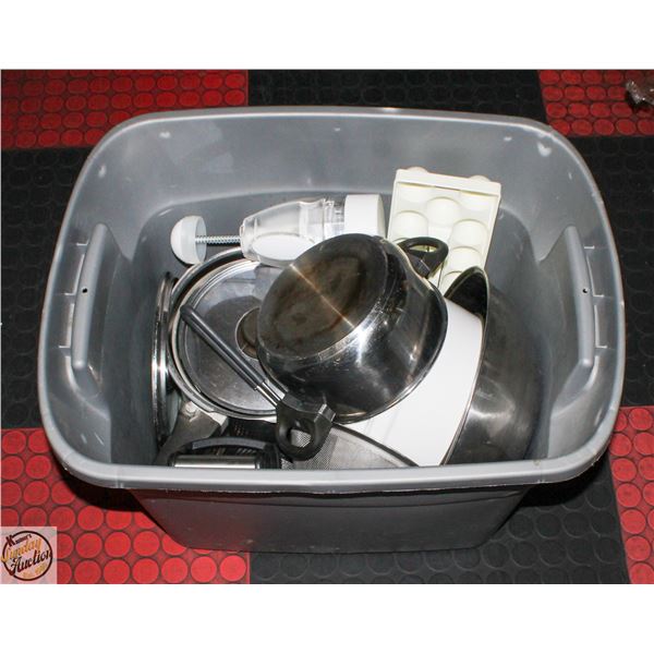 BIN KITCHEN POTS & MORE