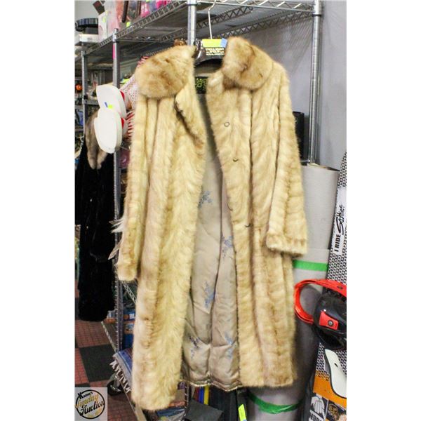 VINTAGE BROWN MINK FUR COAT MADE IN CANADA SIZE