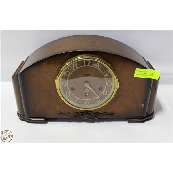ANTIQUE SETH THOMAS MANTLE CLOCK