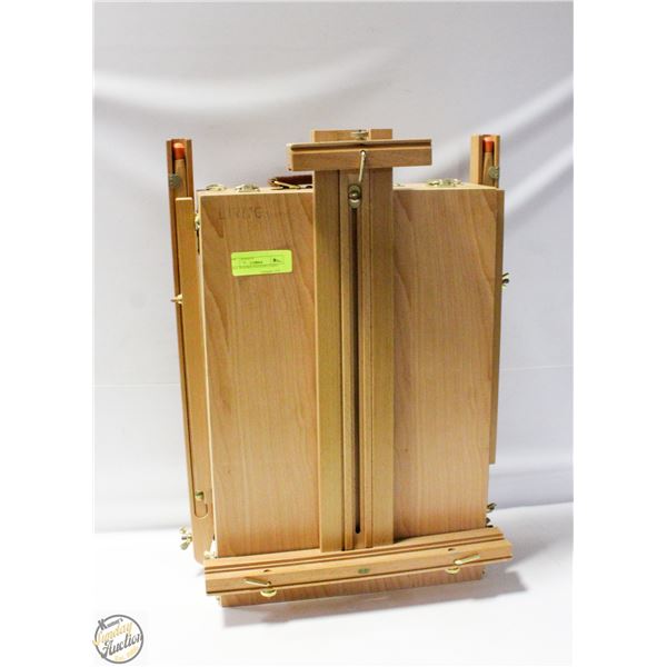 TALL WOODEN PAINTERS EASEL