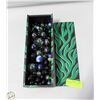 Image 1 : ESTATE MARBLES & BOULDERS IN WOOD BOX