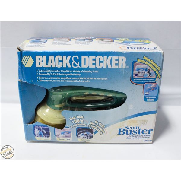 NEW OLD STOCK BLACK AND DECKER DELUXE CLEANING KIT