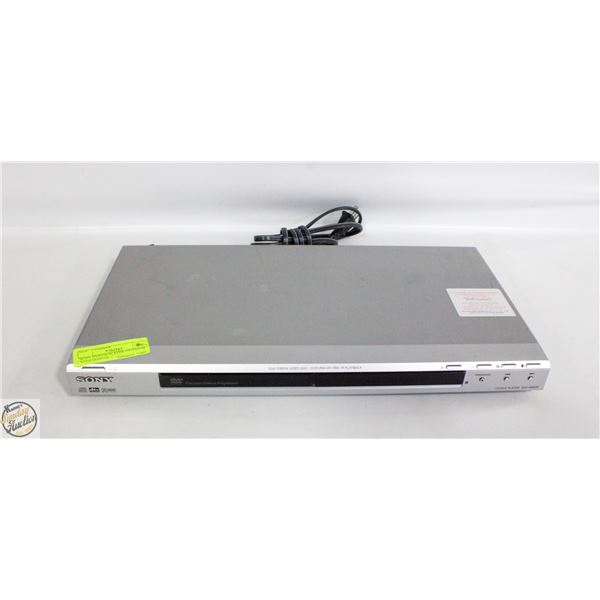 SONY DVD/CD PLAYER DVP-NS50P WITH REMOTE
