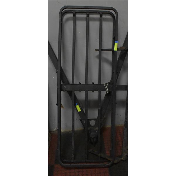 HITCH MOUNT CARGO HAULER