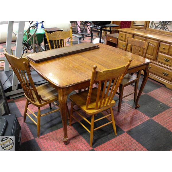 VINTAGE WOOD TABLE H-30" W-42" & 4 CHAIRS+2 LEAVES