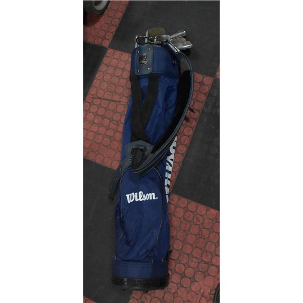 WILSON GOLF BAG WITH VARIOUS CLUBS