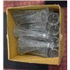 Image 1 : LOT OF 27 GLASS TABLES VASES