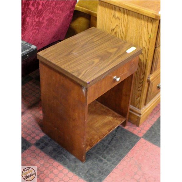 15"X18"X24" NIGHT STAND