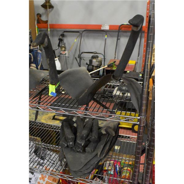 BUNDLE OF HANDMADE METAL GOOSE DECOYS (LEGS ARE