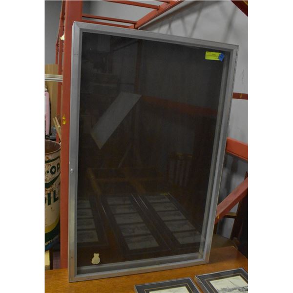 METAL WOOD 3D DISPLAY FRAME 22"X34"