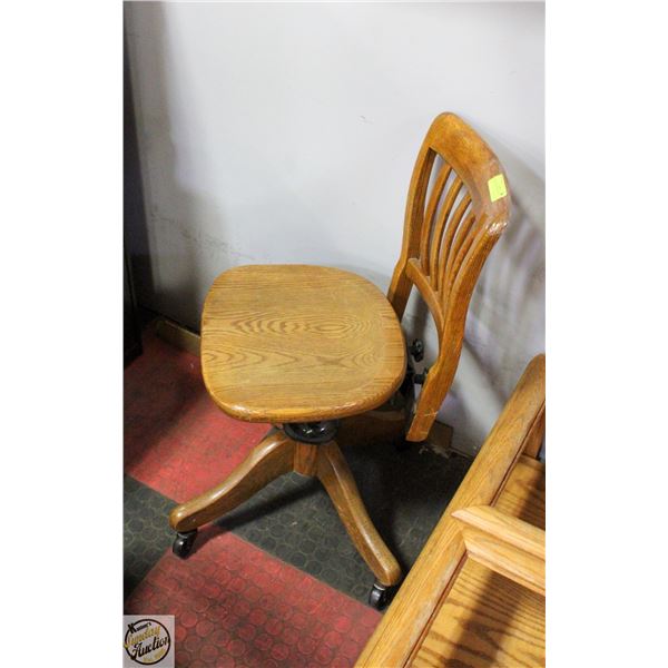 VINTAGE WOOD DESK SWIVEL CHAIR