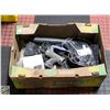 Image 1 : BOX OF PLUMBING FITTINGS