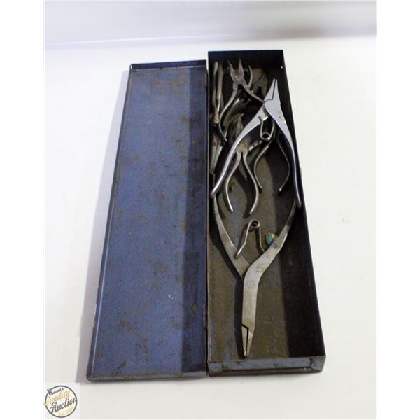 LOT OF VAROUS NEEDLE NOSE PLIERS IN METAL CASE