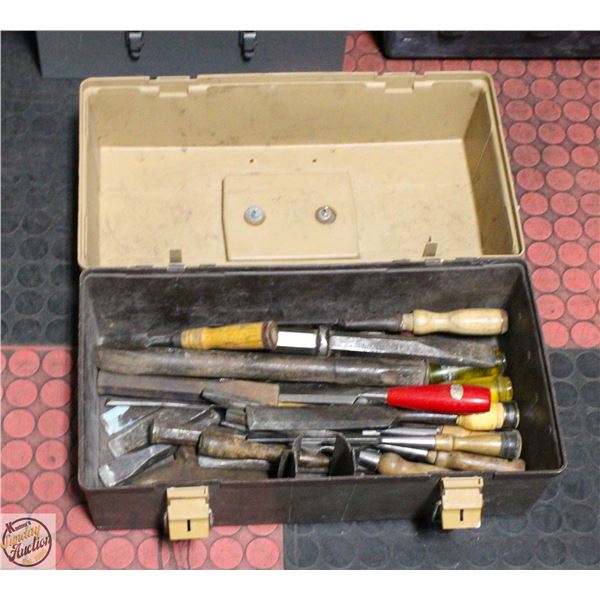 ETATE LOT OF VARIOUS COLD CHISSELS AND FILES