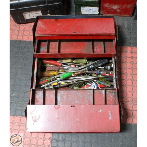TOOL BOX OF VINTAGE SCREWDRIVERS
