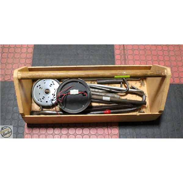 ESTATE LOT OF VARIOUS CROWBARS IN TOOL BOX