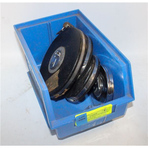 ESTATE LOT OF VINTAGE MEASURE TAPES CIRCLE SHAPE