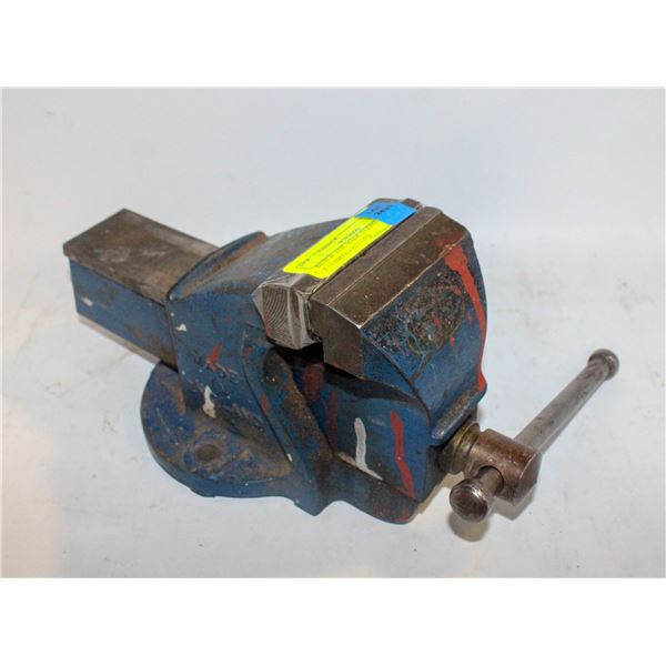 BENCH VISE MADE IN ENGLAND NO 2 STAMPED RECORD