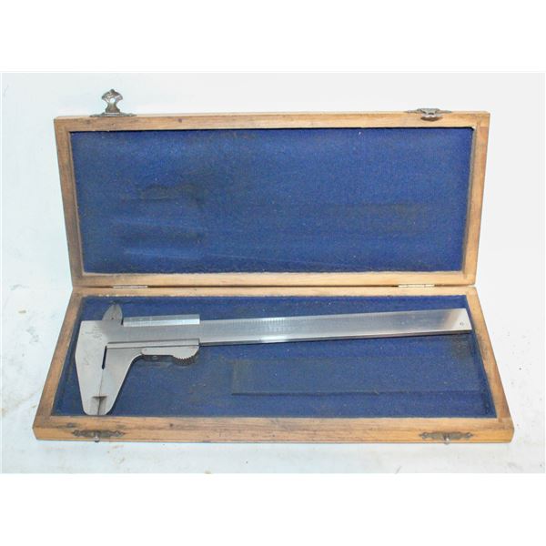 VINTAGE MACHINE TOOLING HELIOS VERNIER CALIPER 7"
