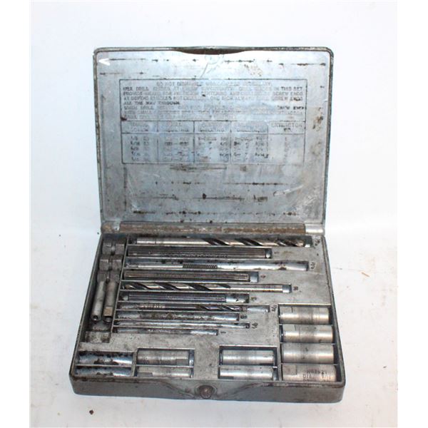 VINTAGE BLUE-POINT SUPREME SCREW EXTRACTOR