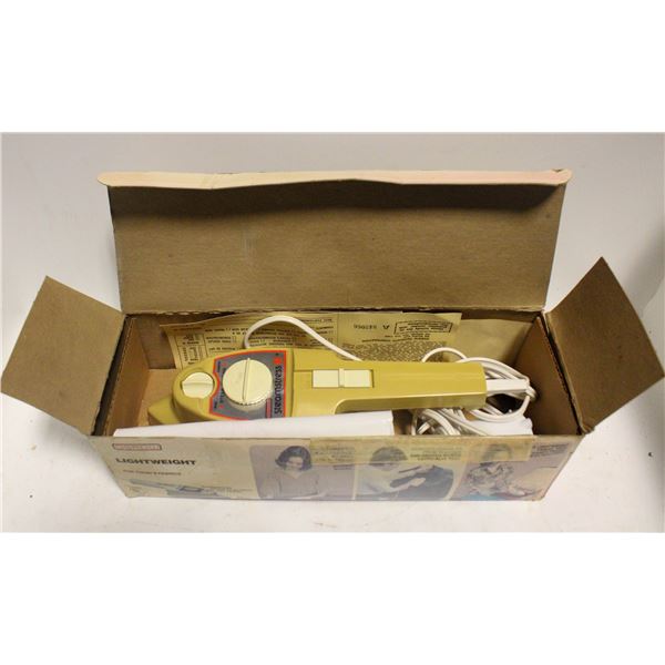 NEW OLDSTOCK SEAMSTRESS 2