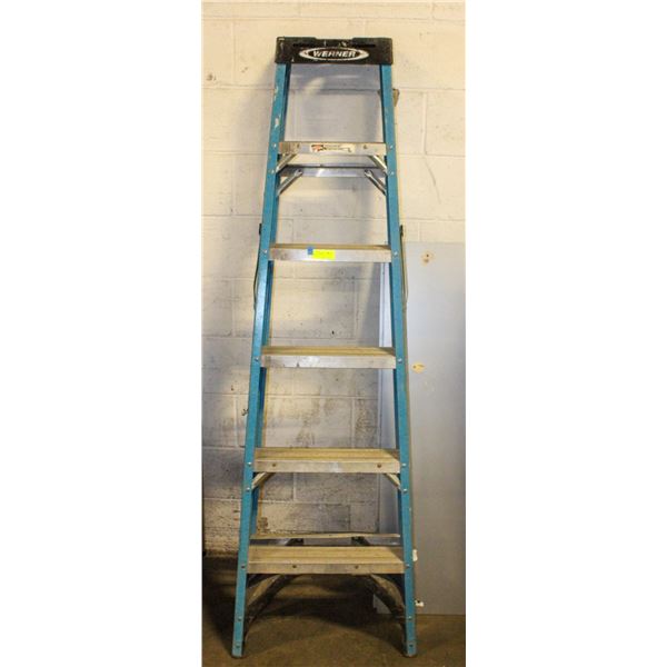 6’ LADDER
