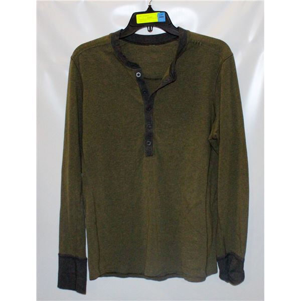 MENS LULULEMON LONG SLEEVE SHIRT HALF