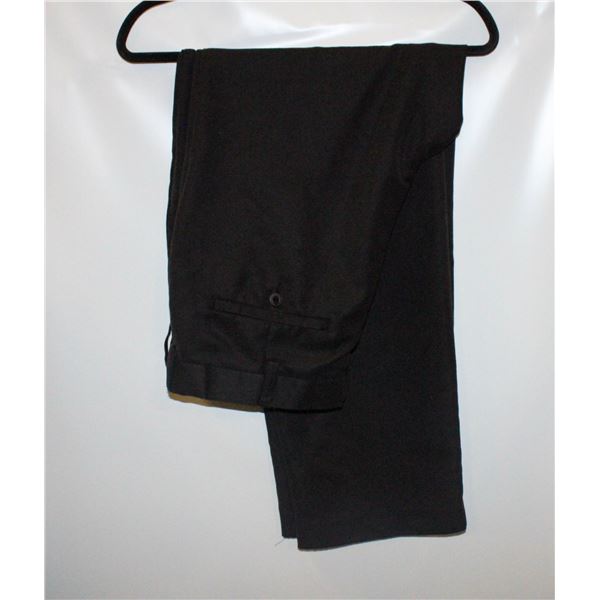 ARNOLD PALMER 36 X 30 MENS PANTS