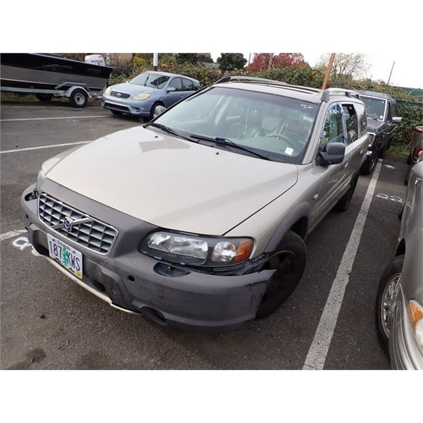 2003 Volvo XC70