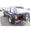 Image 4 : 1995 Nissan Pathfinder