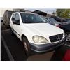 Image 2 : 1998 Mercedes-Benz ML320