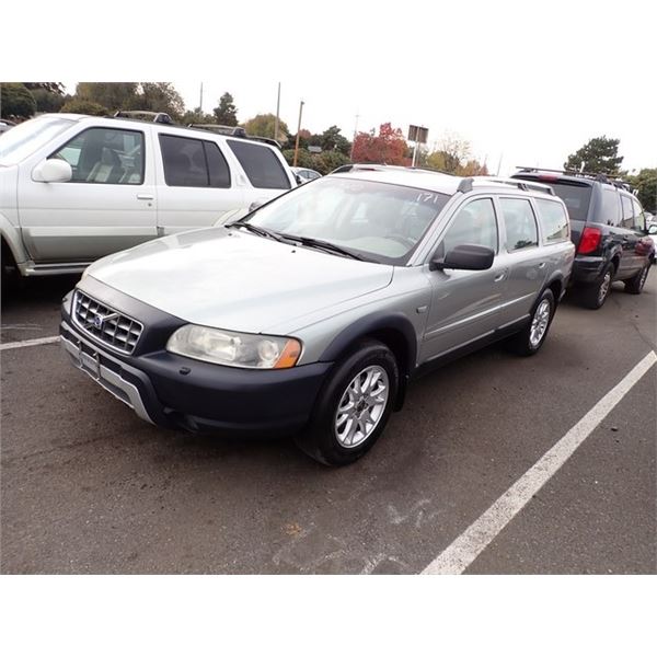 2005 Volvo XC70