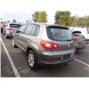 Image 4 : 2010 Volkswagen Tiguan
