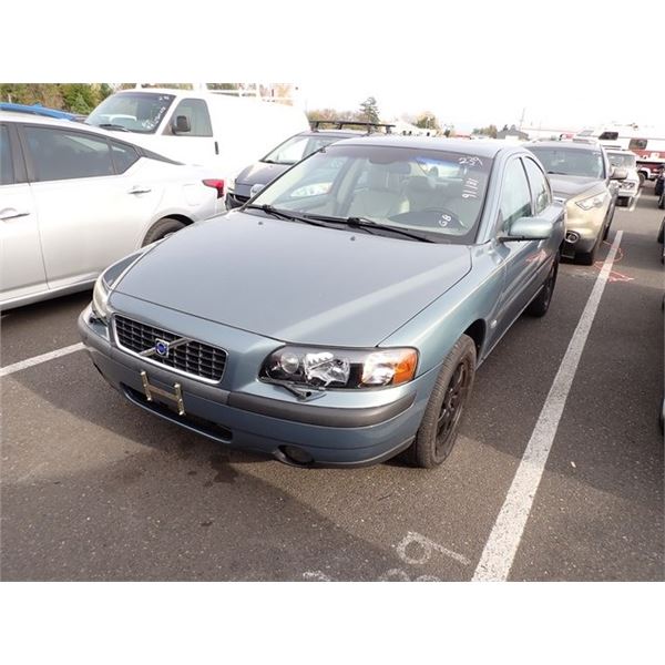 2004 Volvo S60