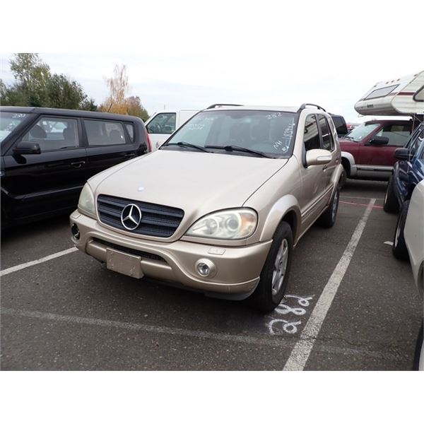 2003 Mercedes-Benz ML350