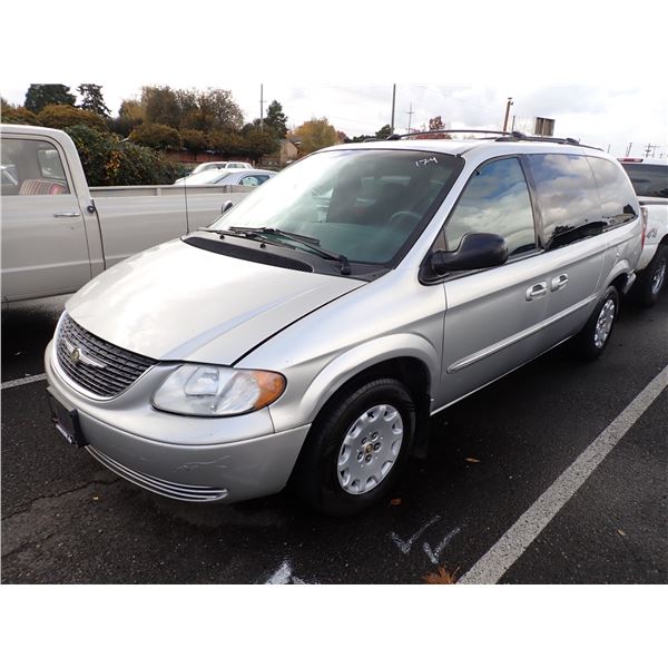 2002 Chrysler Town and Country