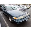 Image 2 : 1997 Ford Crown Victoria