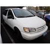 Image 2 : 1999 Toyota Sienna