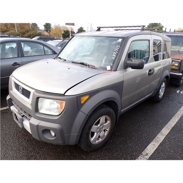 2004 Honda Element