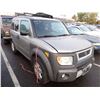 Image 2 : 2004 Honda Element