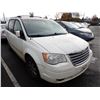 Image 2 : 2009 Chrysler Town and Country
