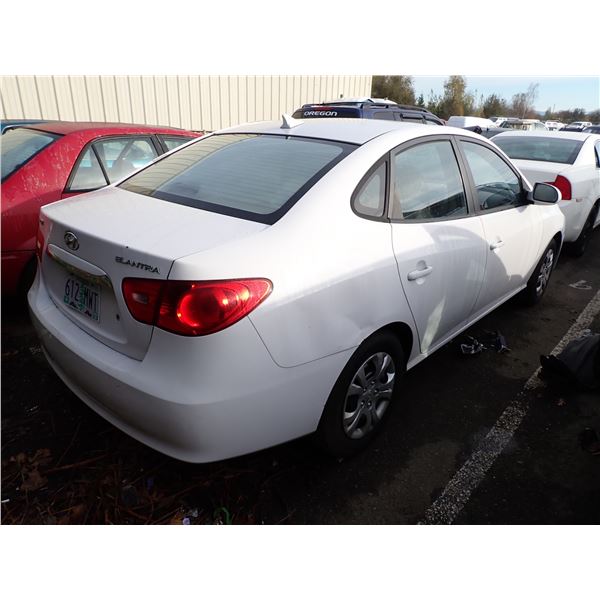 Vehicle photo 3