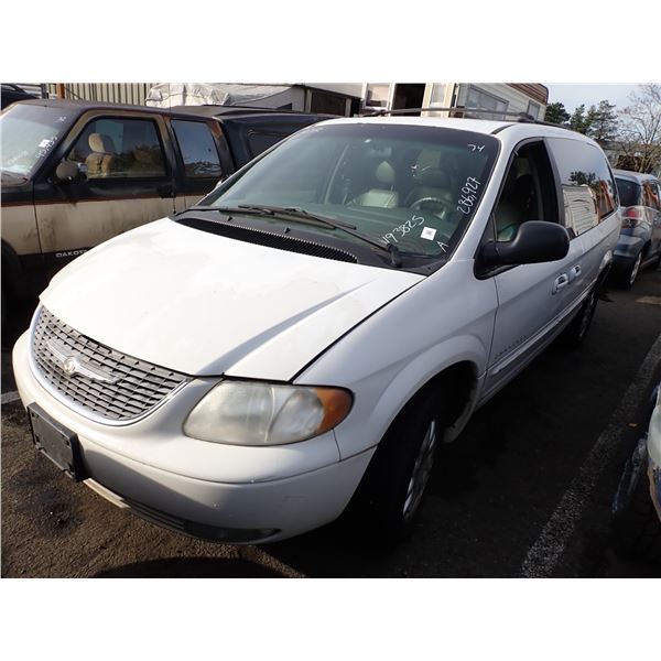 2001 Chrysler Town and Country