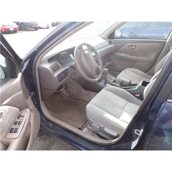 Vehicle photo 5