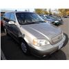 Image 2 : 2004 Kia Sedona