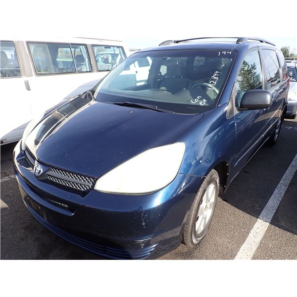 2004 Toyota Sienna